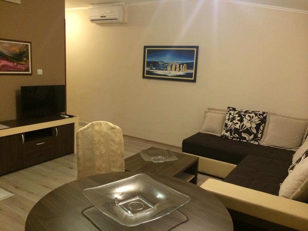 Prenociste Gazela Bed & Breakfast Пирот Стая снимка